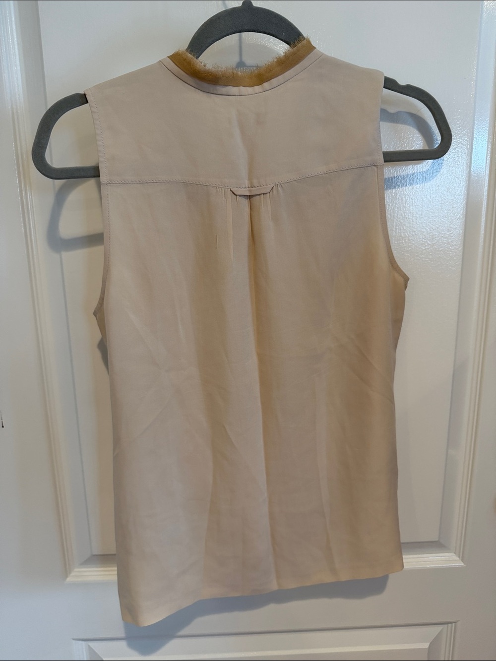 J. Crew Beige and tan 100% Silk Sleeveless Blouse with Pintuck Detail - Picture 3 of 8